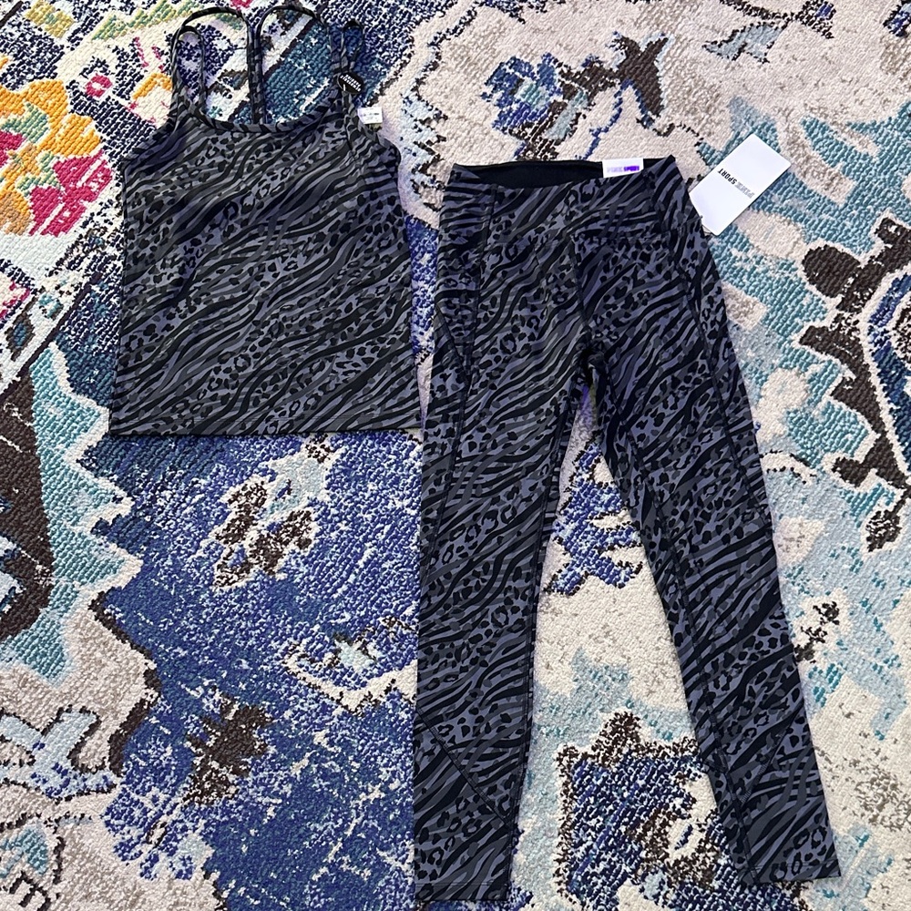 Victorias Secret Pink Sport Tank & Legging Set NWT Sz XS